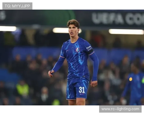 官方拉齐奥签19岁波兰中场